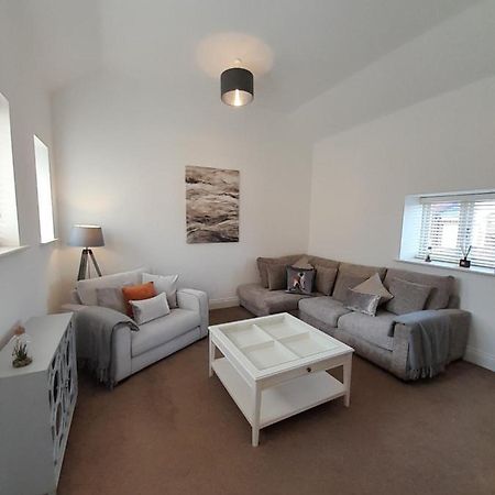 The Stables A Contractor Family 2 Bed Town House In Central Melton Mowbray Exterior foto